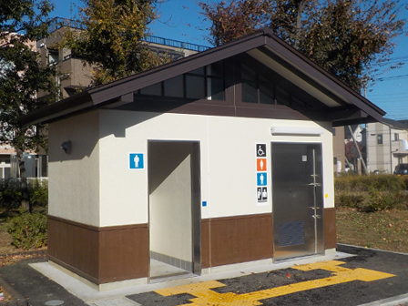 樫の木公園トイレ改修工事